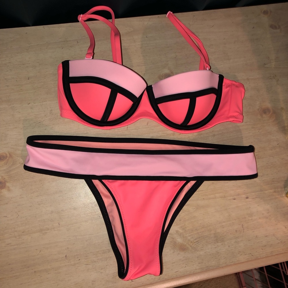Victoria Secret bikini